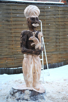 kleiner Mohr aus Holz